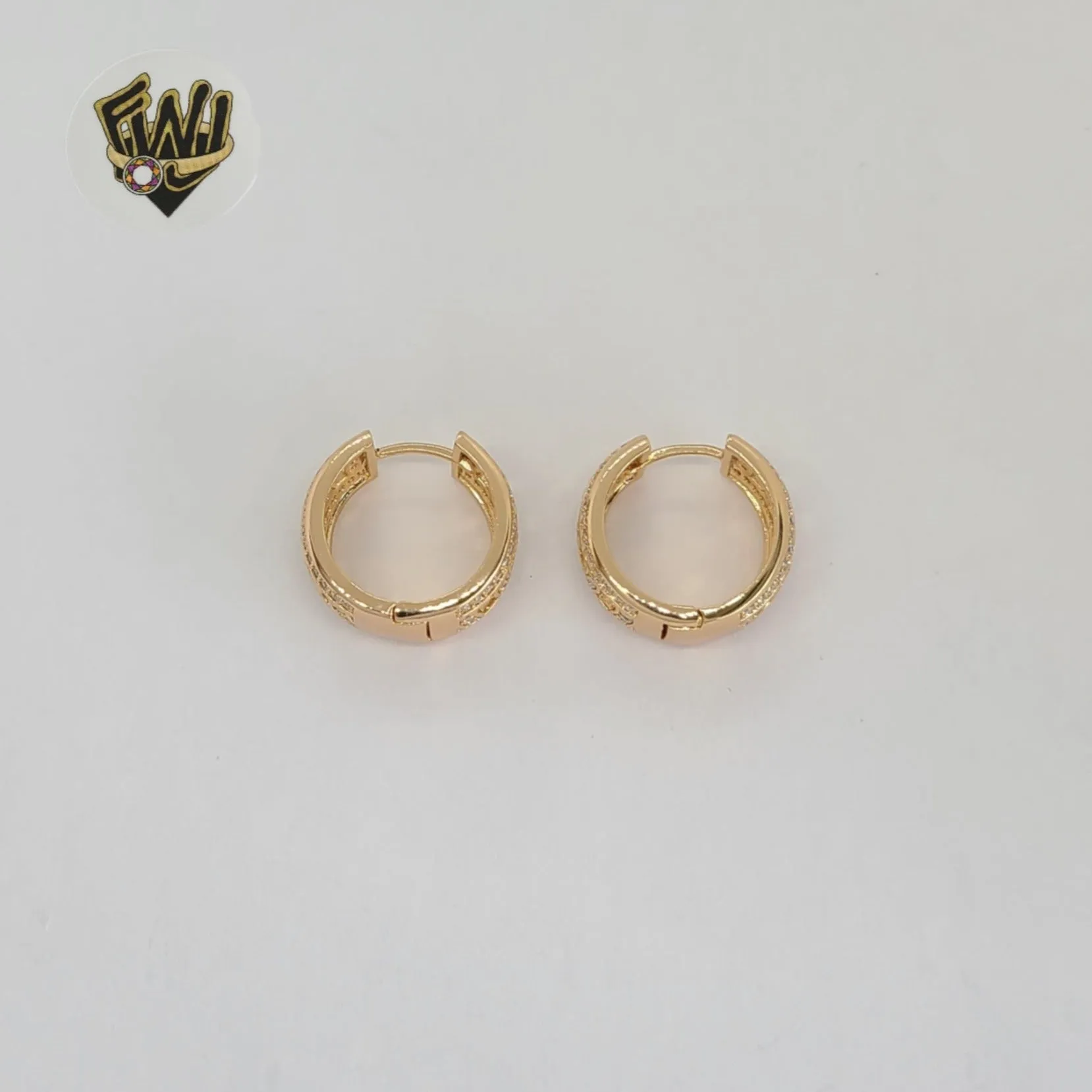 (1-2679-1) Gold Laminate - Zircon Chunky Huggies - BGO