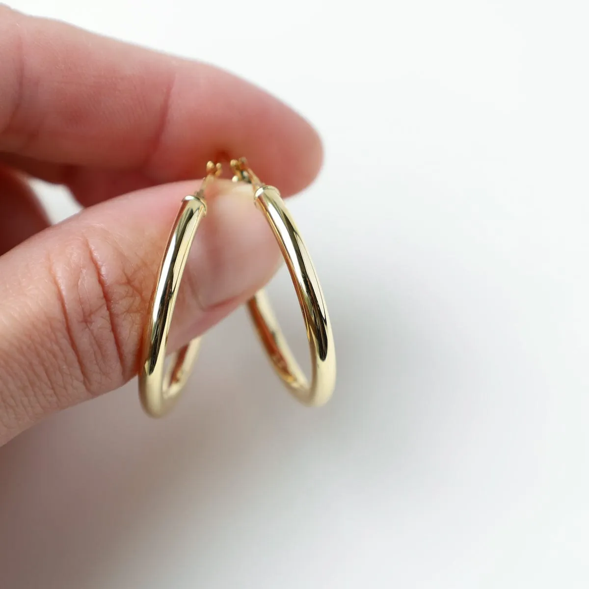 14k Yellow Gold 3x30mm Tube Hoop