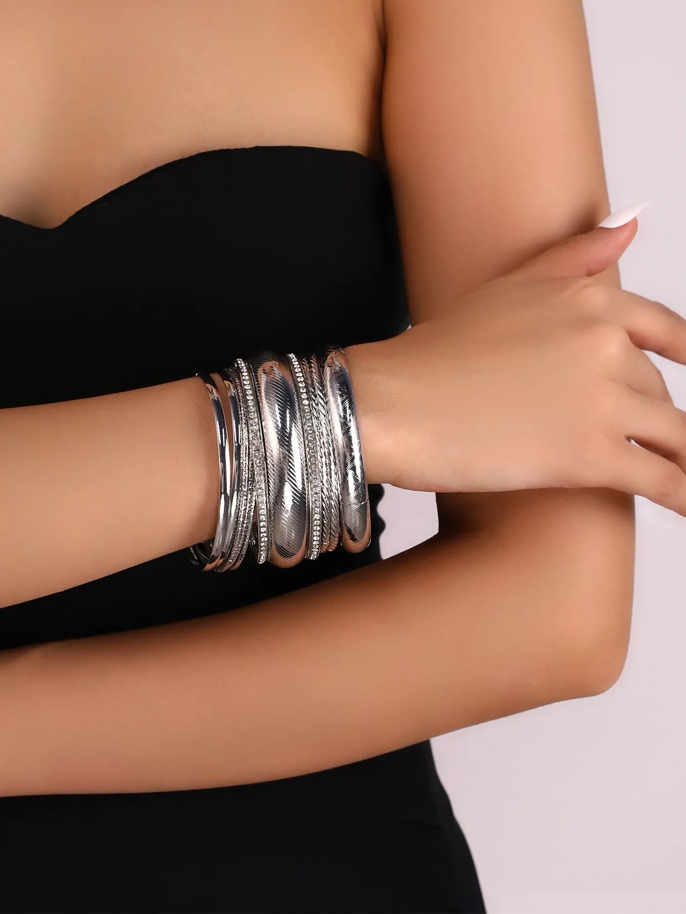 9pcs/set Silver-tone Stylish Textured Rhinestone Bangle Bracelets Fashion