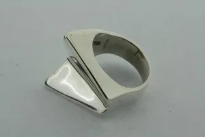 angled arrow ring