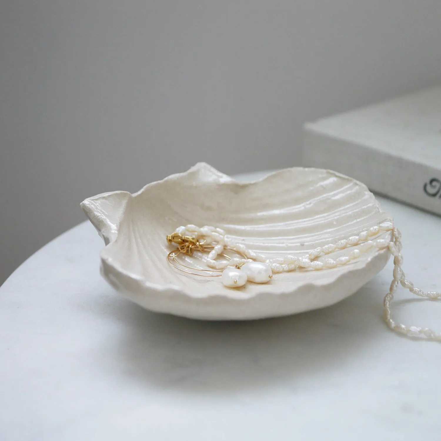 Baroque pearl hoop earrings