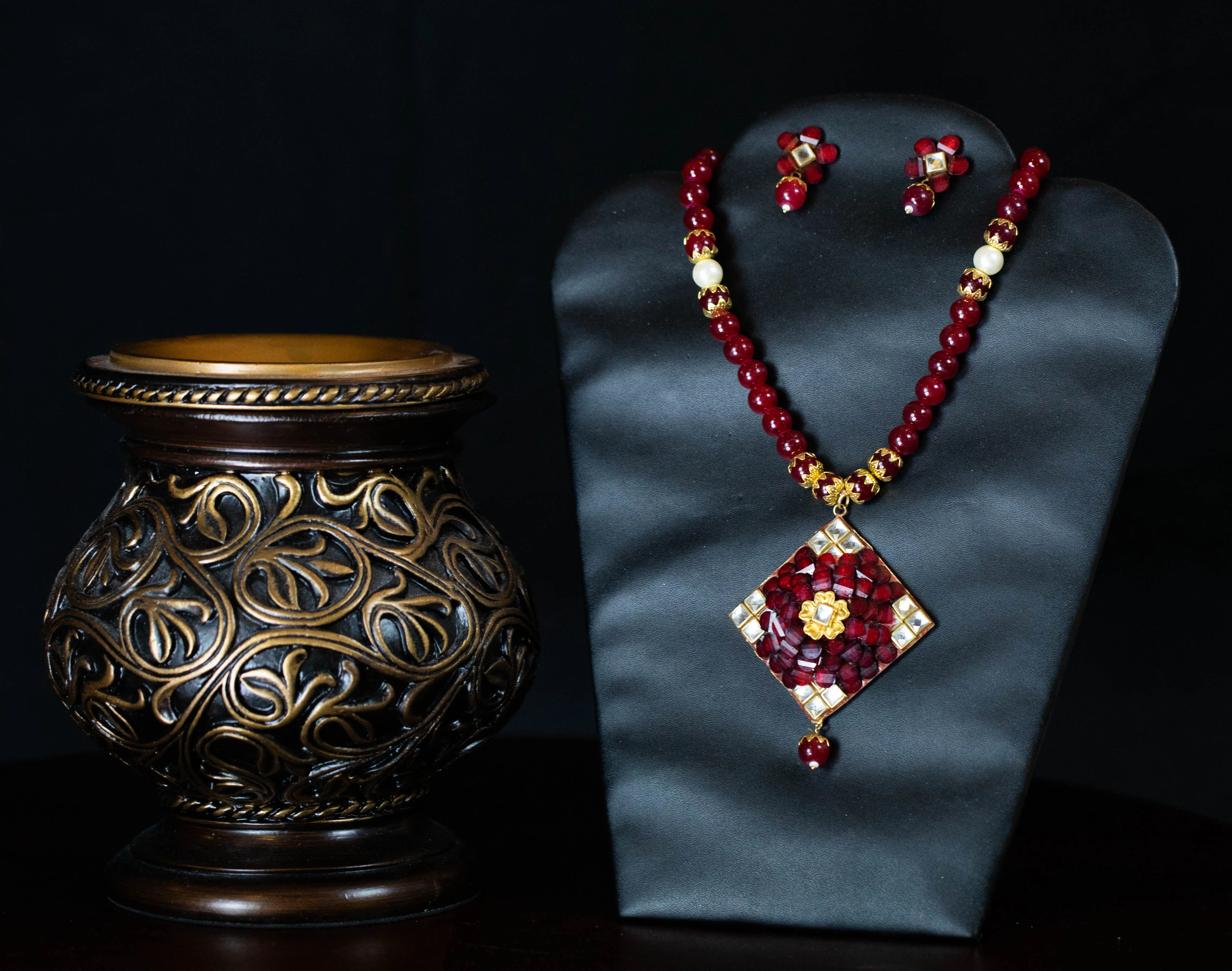 Deep Maroon Stone Necklace Set