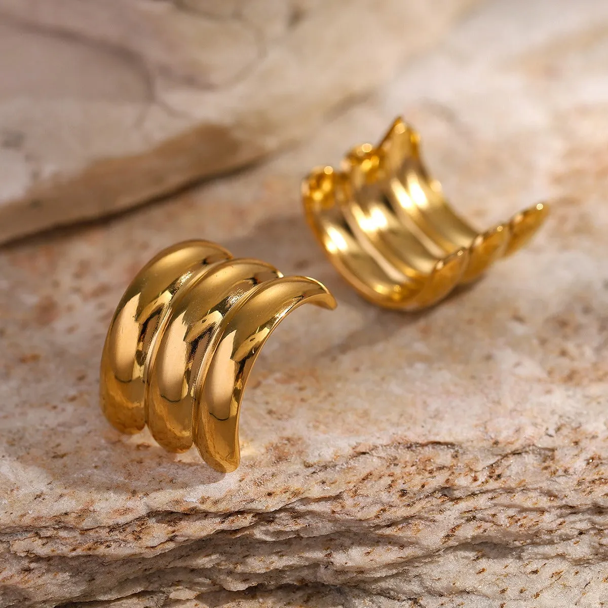 Eterna Wave Hoops