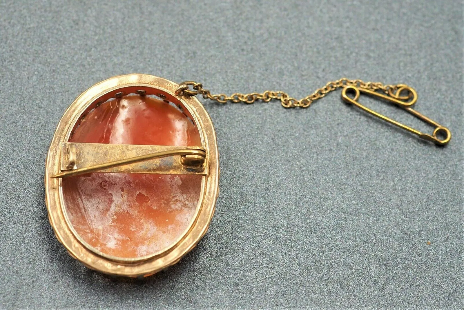 Gold Plated Shell Cameo Brooch