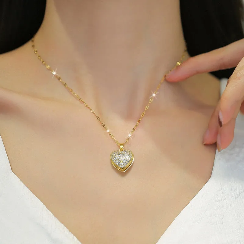 Gold Plated Temperament Shy Pearl Pendant Neckalce For Women