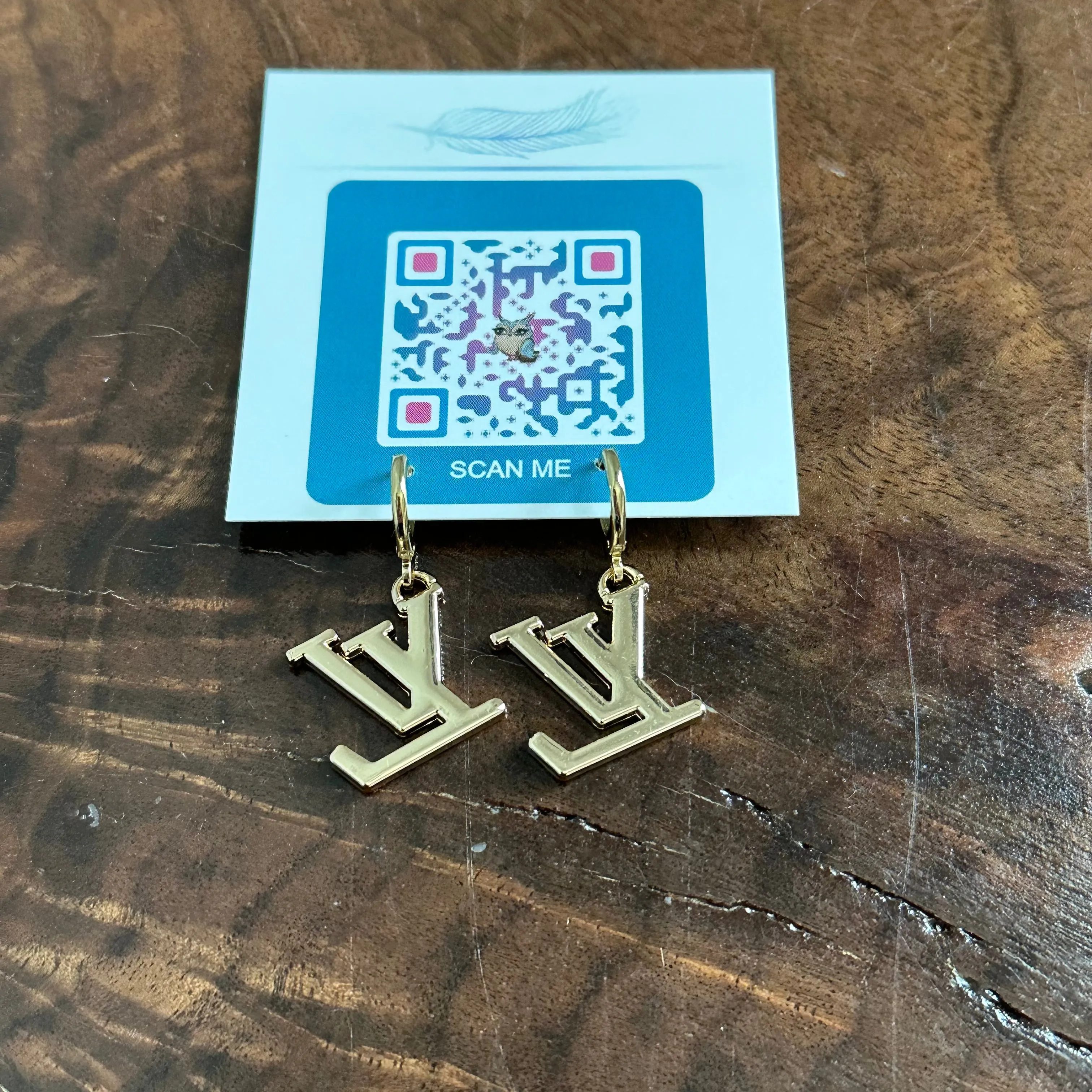 Larger LV Earrings - Simple Gold Hoops