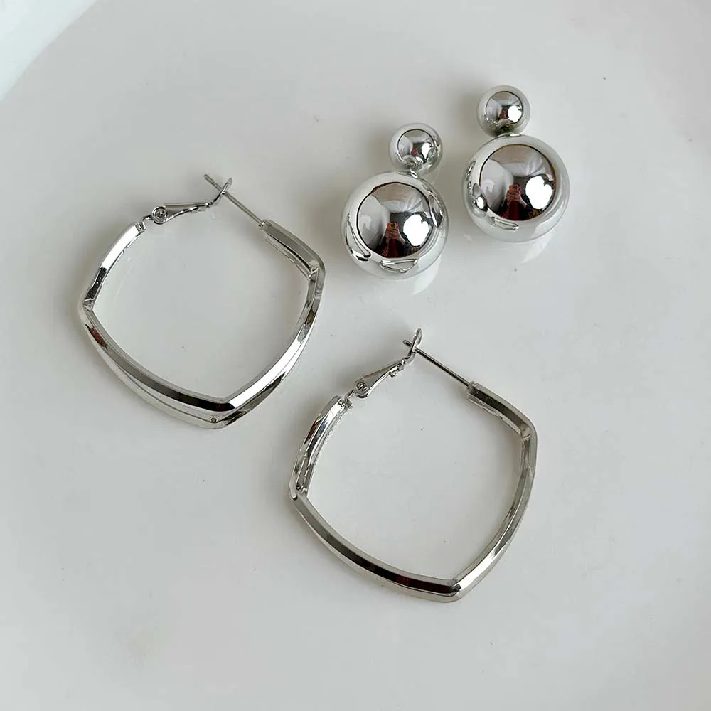 Milo Earrings (Silver)