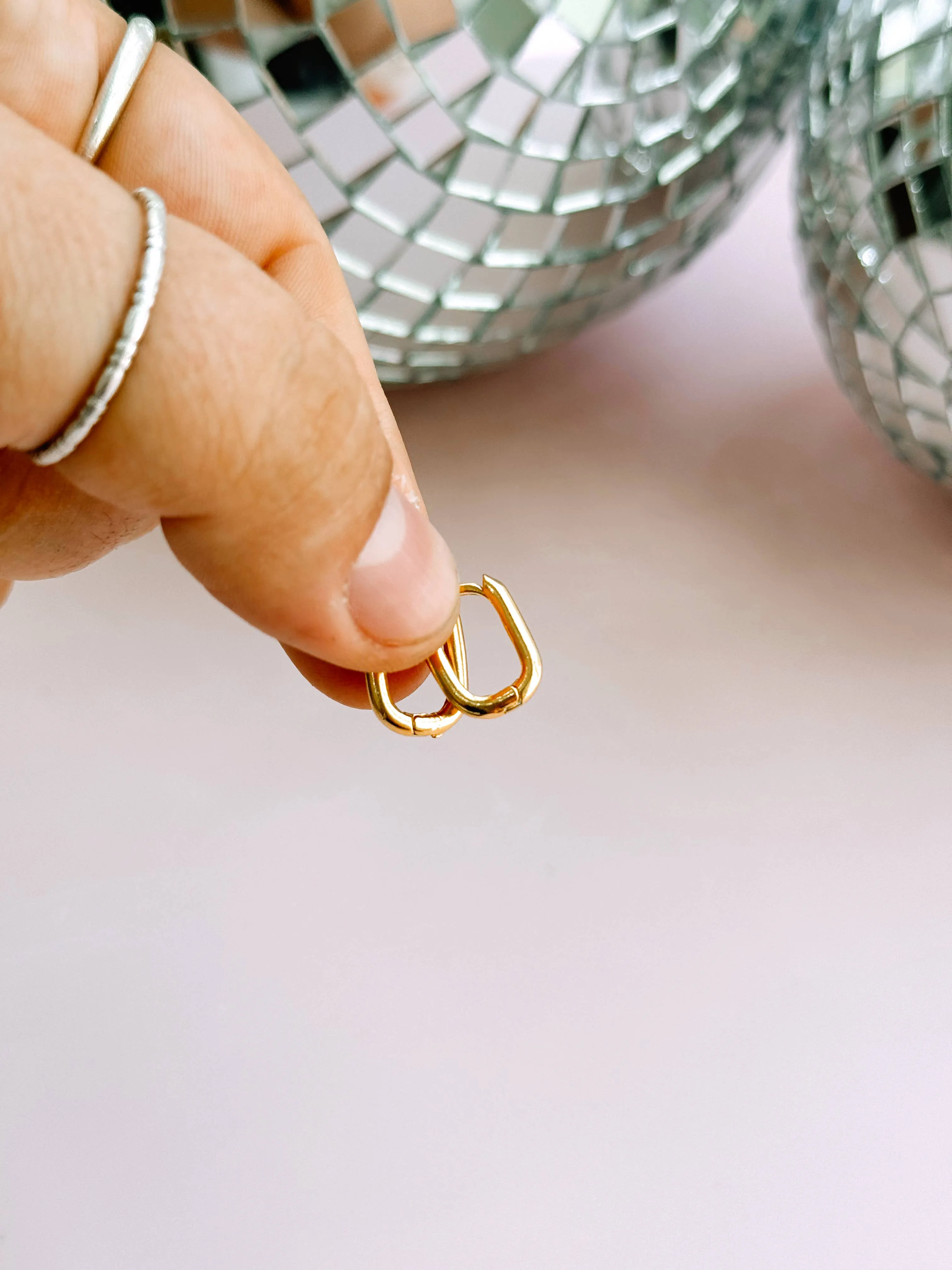 Mini Squoval Huggies