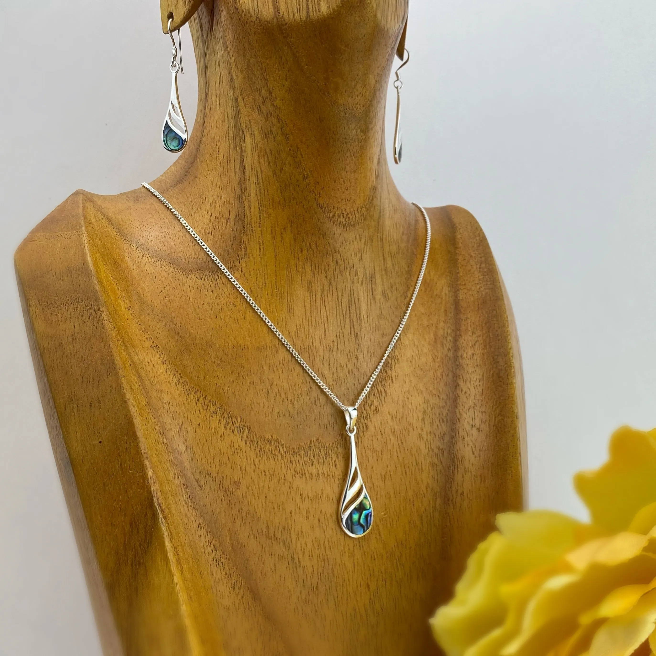 Nila Earrings - VE177A