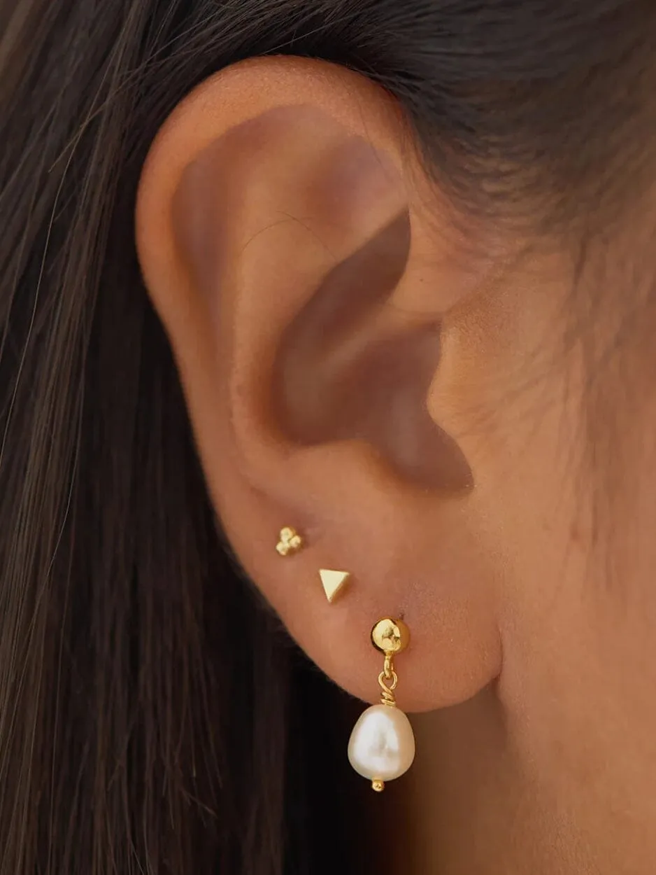 Pearl Drop Studs Gold