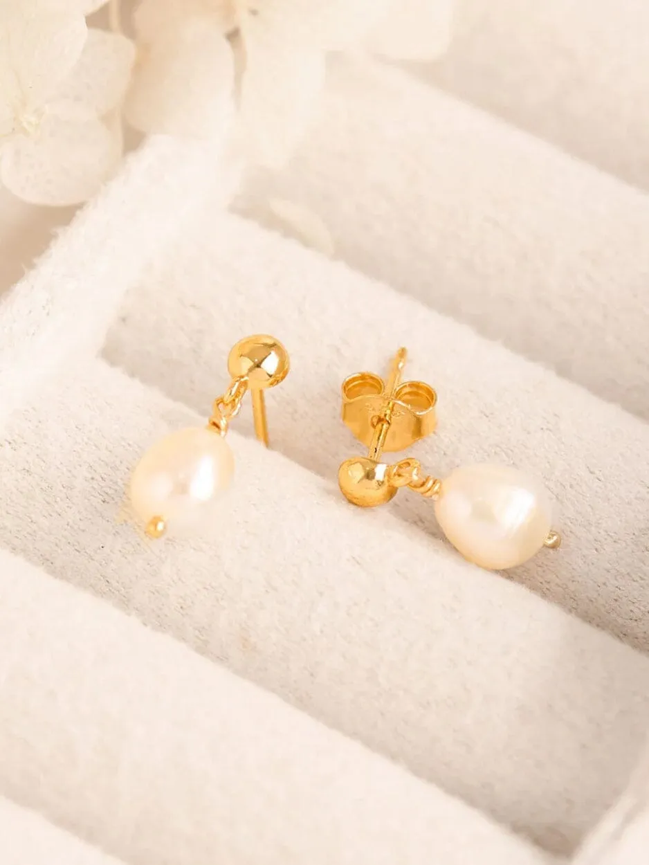 Pearl Drop Studs Gold
