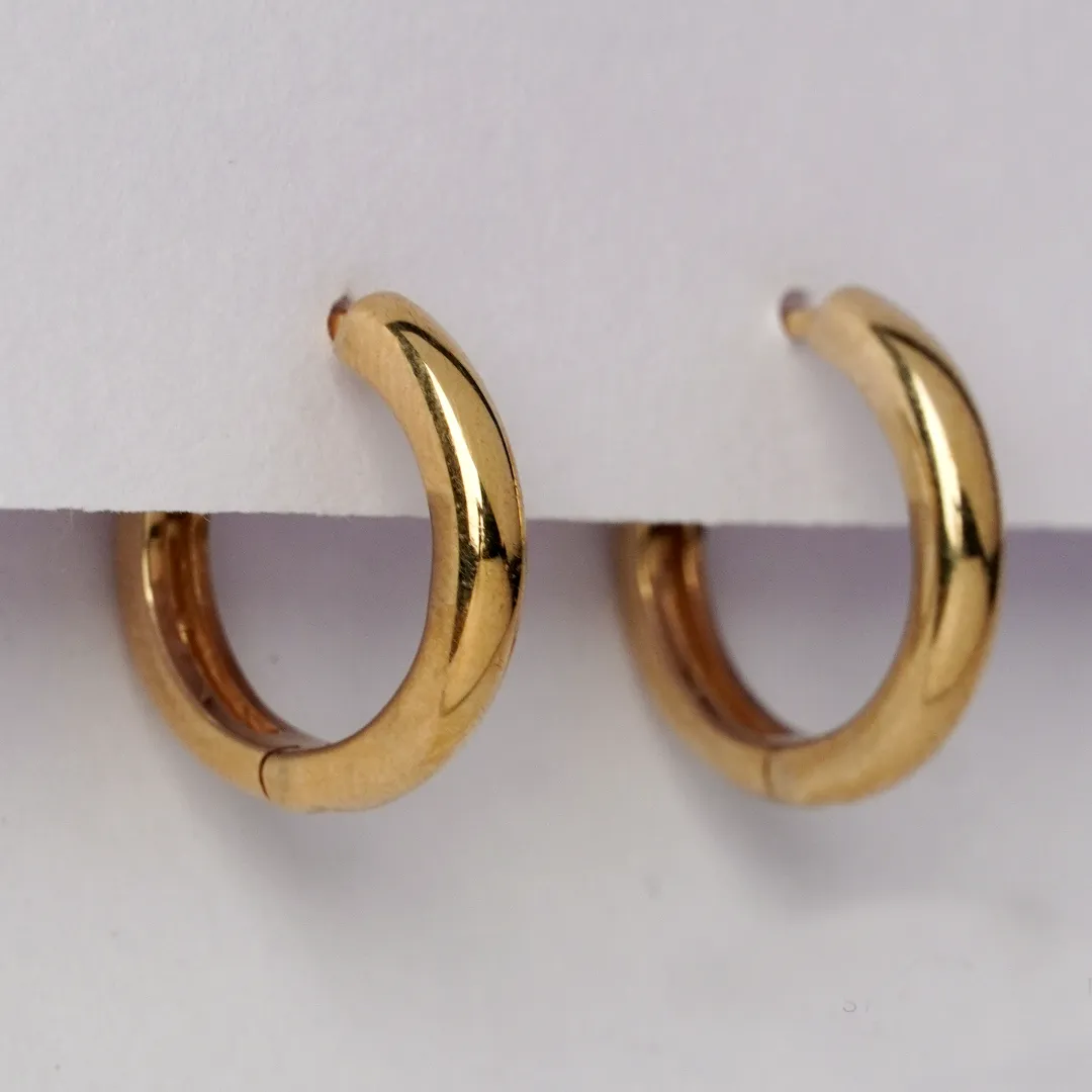 Simple & Classy 925 Sterling Silver Hoops