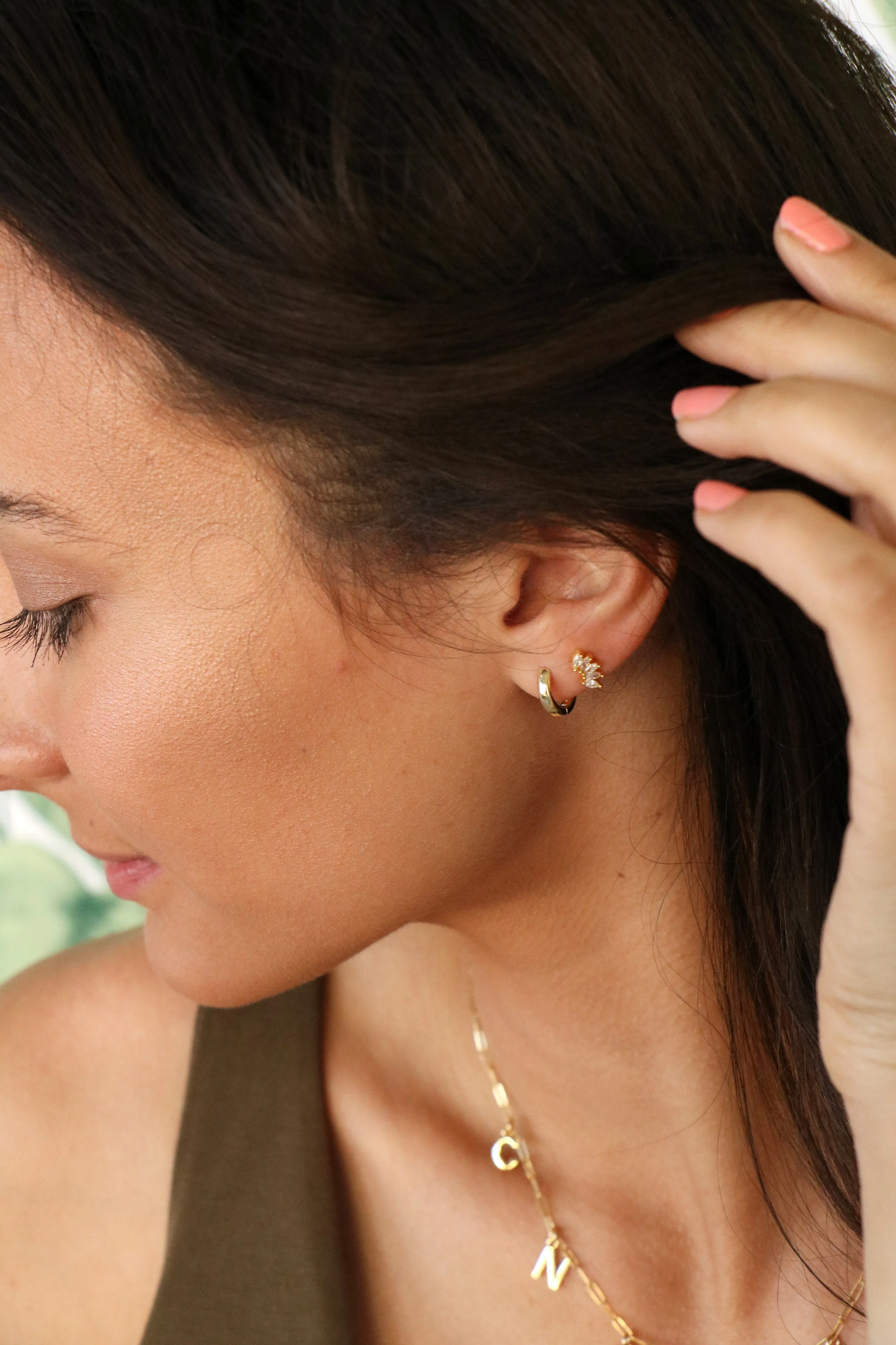 simple huggie hoops { silver   gold }