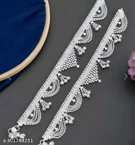 Sizzling Bejeweled Women Anklets &amp; Toe Rings - Silver-Plated Adjustable