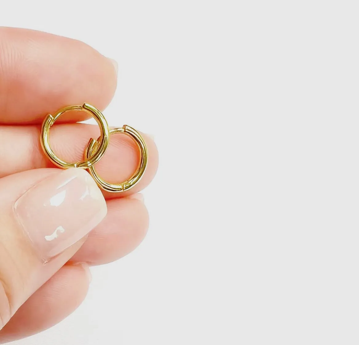 Soleil Huggie Hoops Earrings Gold Filled