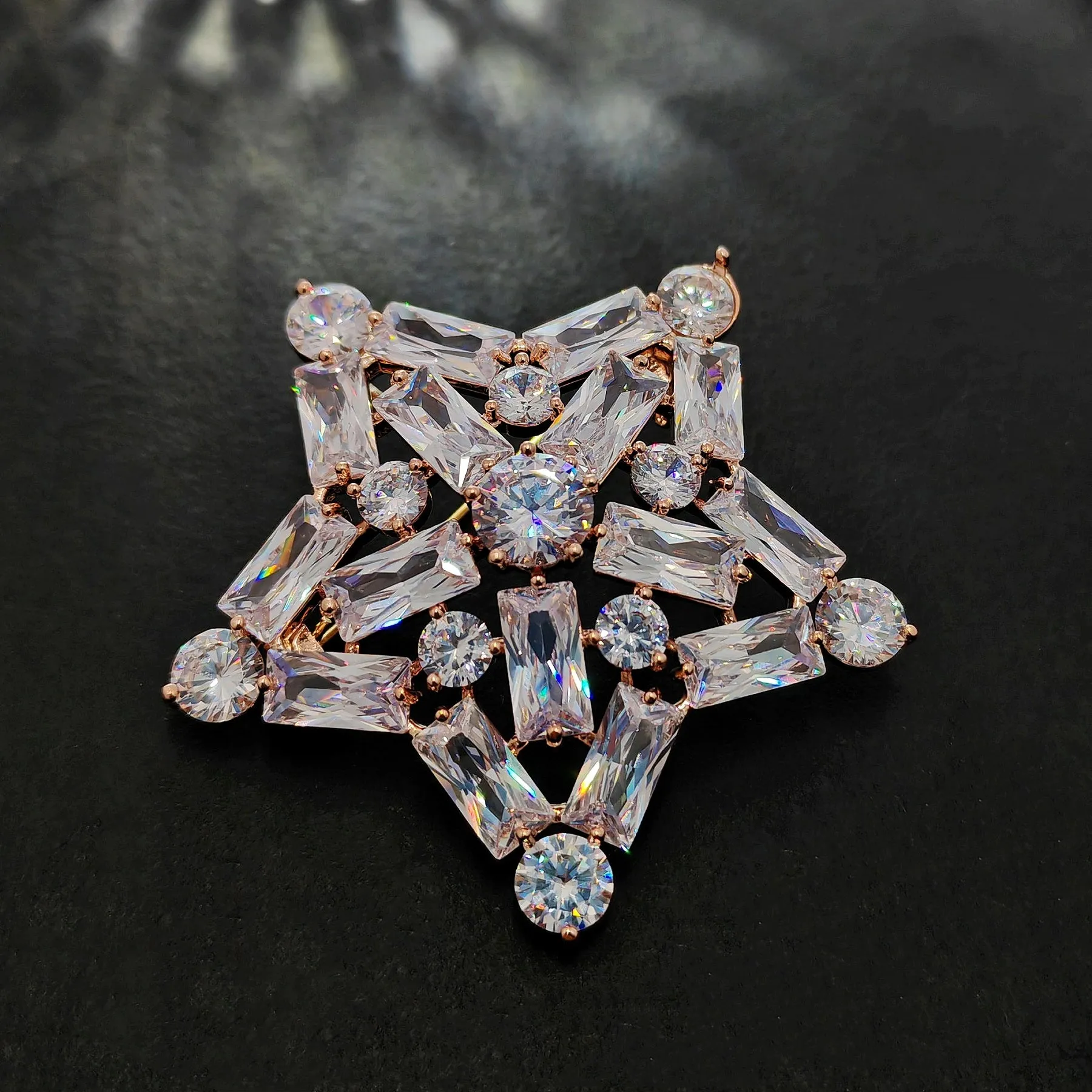 Splendid Rose Gold Plated CZ Five-Point Star Brooch Pin Atomic Jewelry