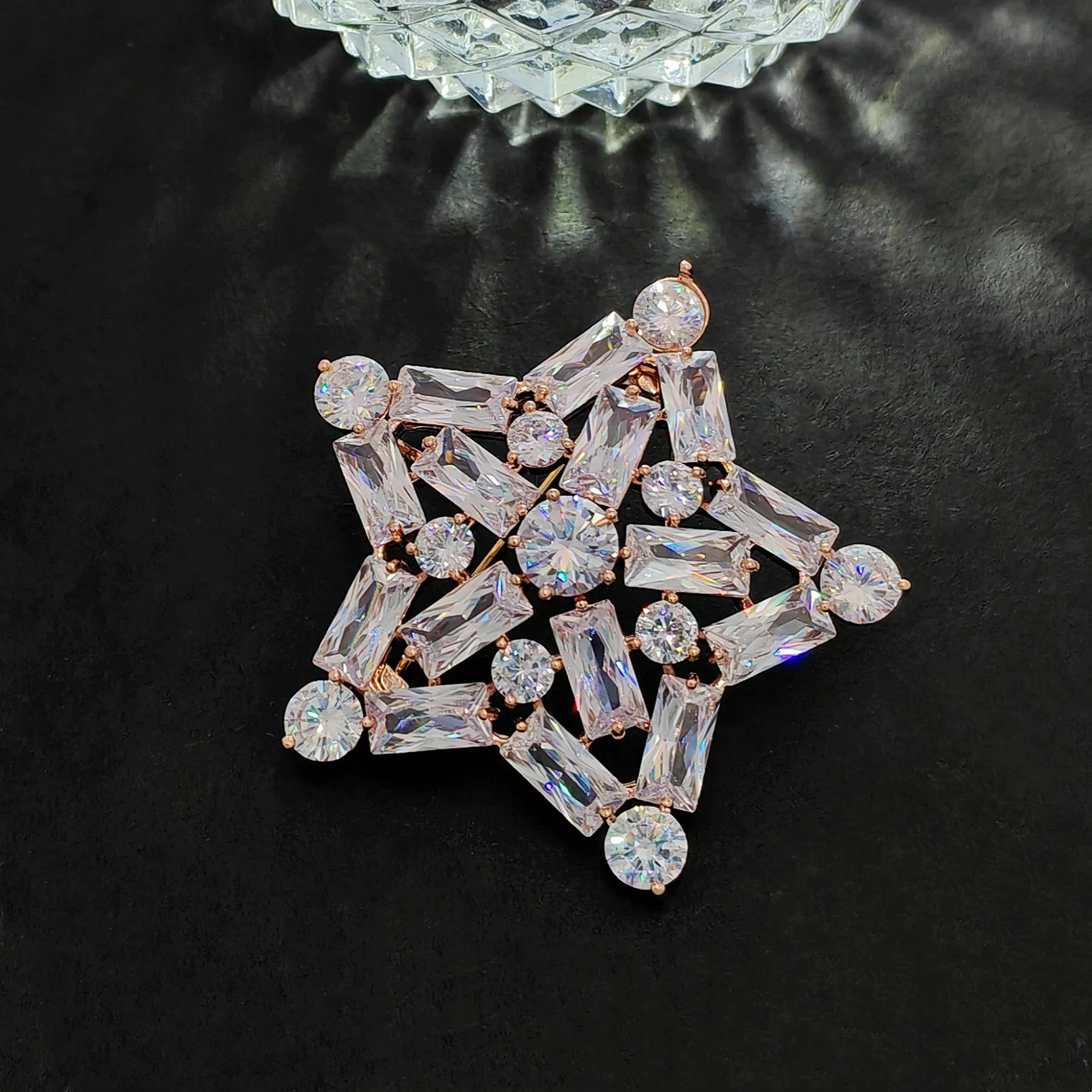 Splendid Rose Gold Plated CZ Five-Point Star Brooch Pin Atomic Jewelry