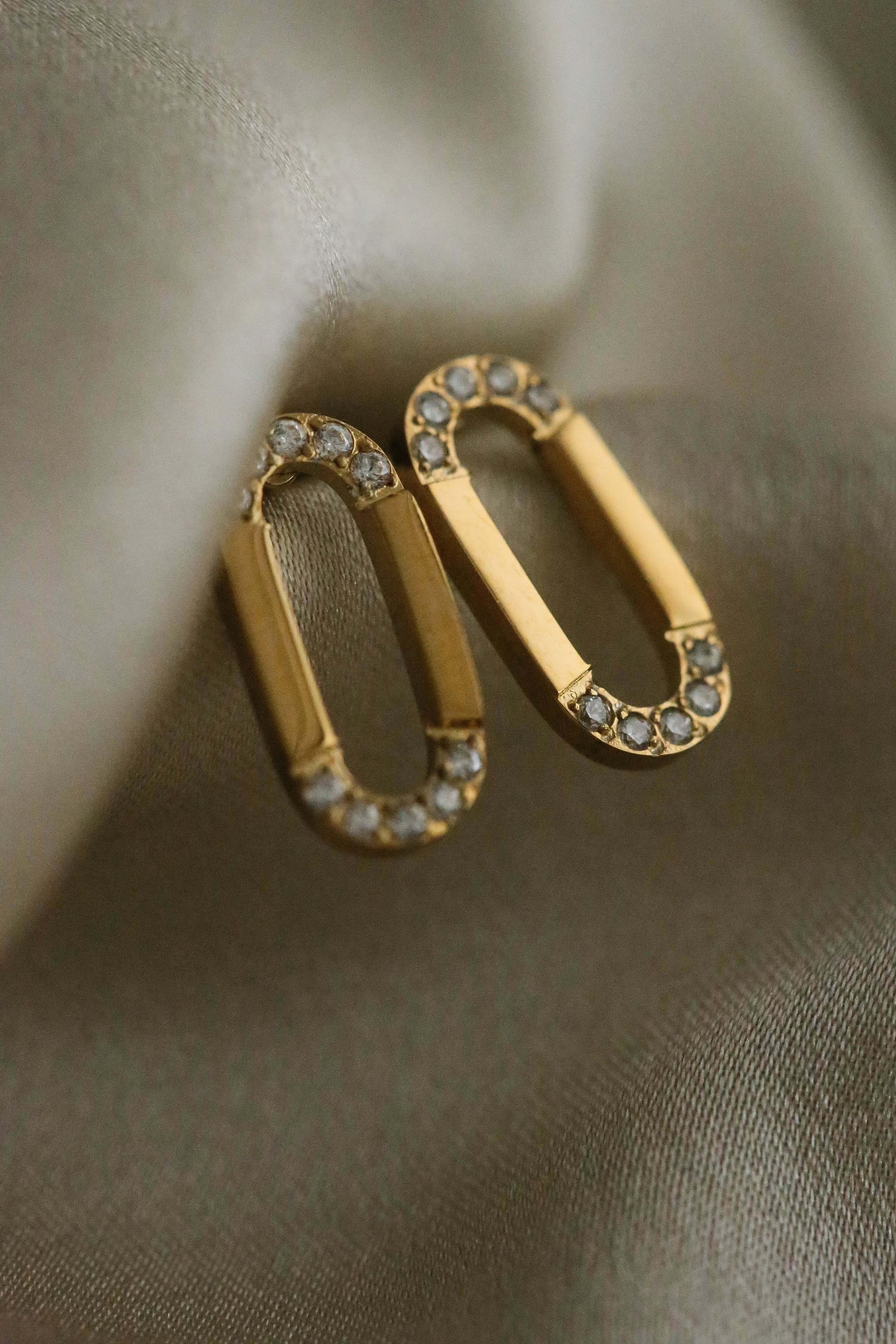 Sunny Studs