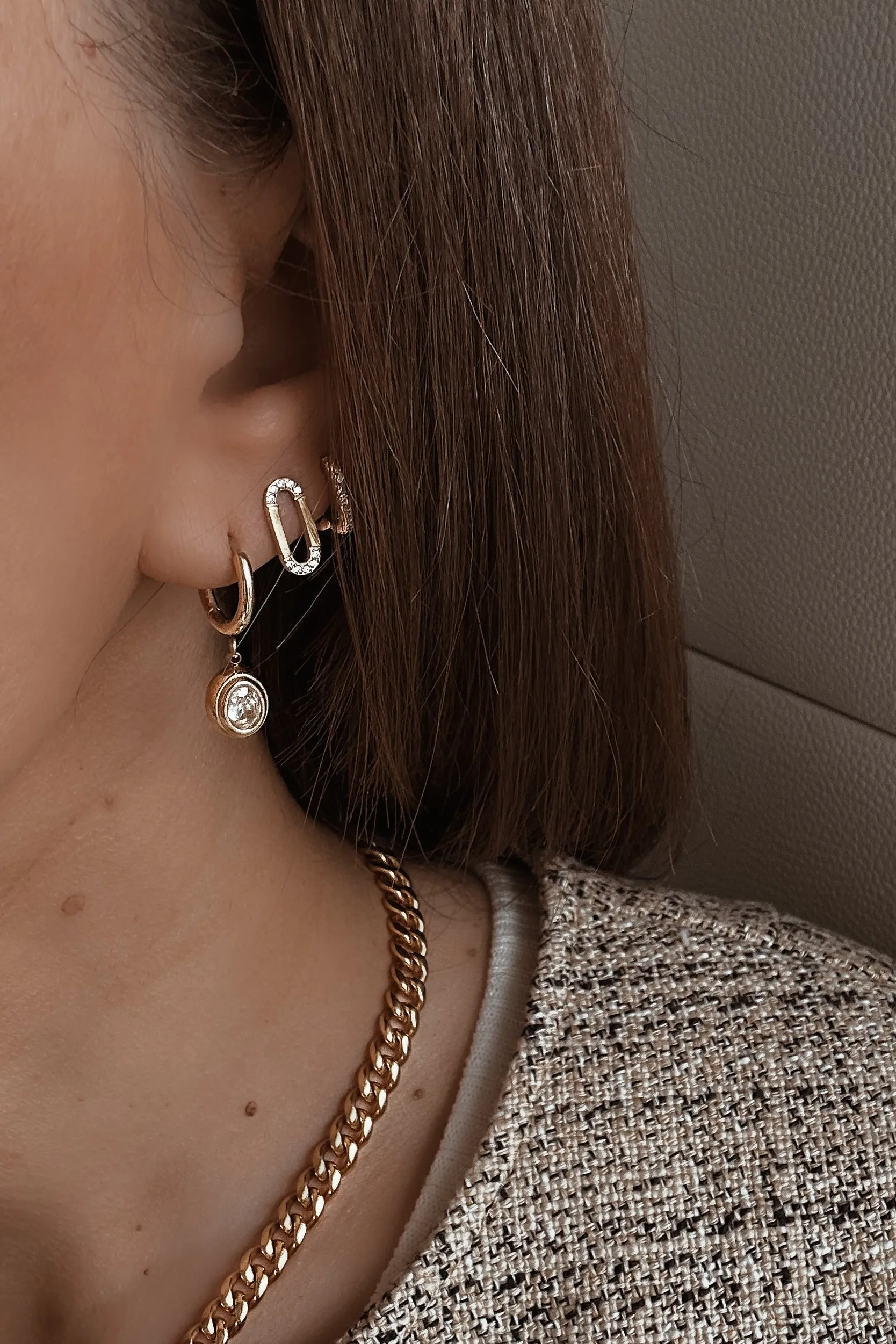Sunny Studs