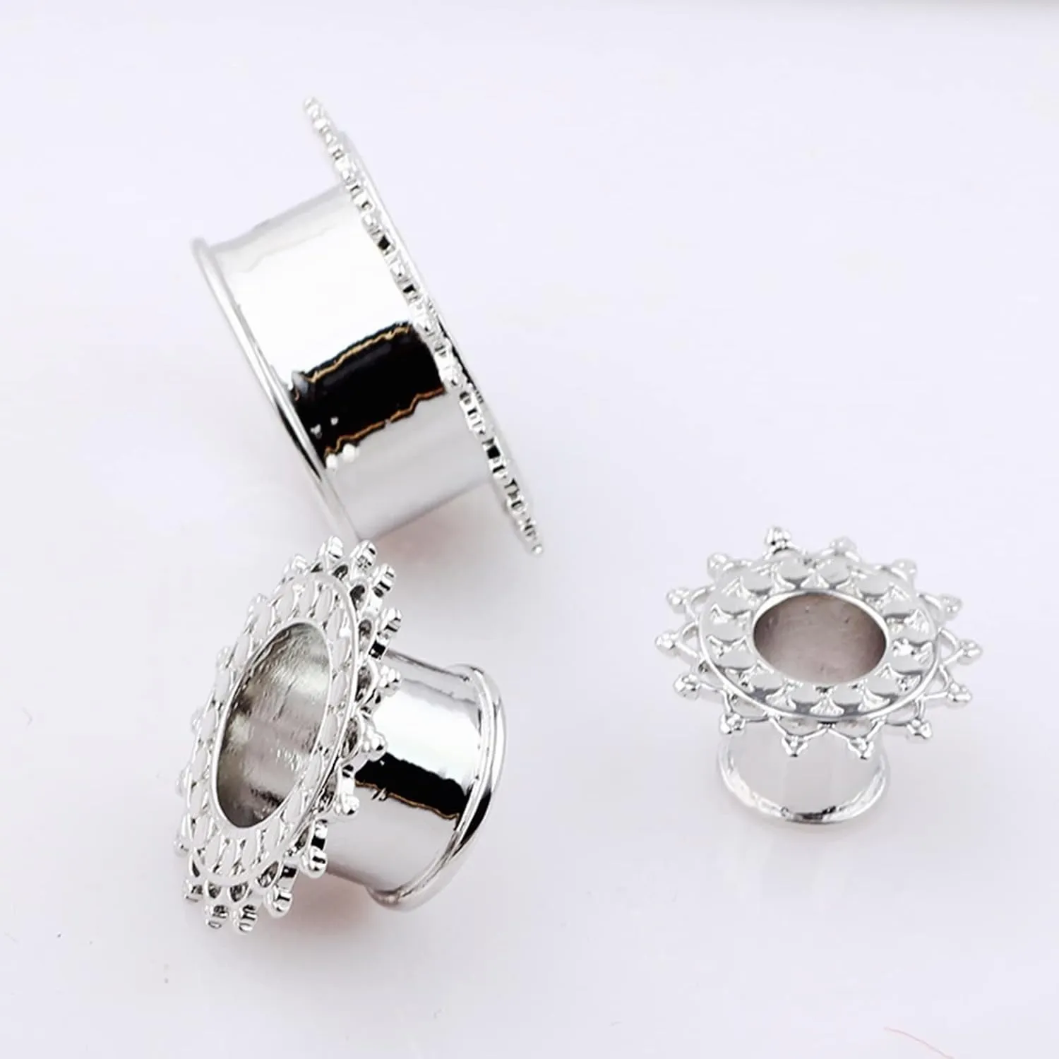 Tunnel Plugs for Women Stainless Steel Ear Gauges Gold/Silver with Vintage Flower Ear Tunnels Expander Piercing, 1 Pair, 12MM/14MM/16MM/18MM