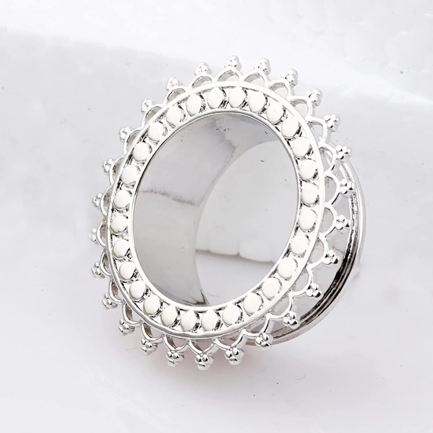 Tunnel Plugs for Women Stainless Steel Ear Gauges Gold/Silver with Vintage Flower Ear Tunnels Expander Piercing, 1 Pair, 12MM/14MM/16MM/18MM