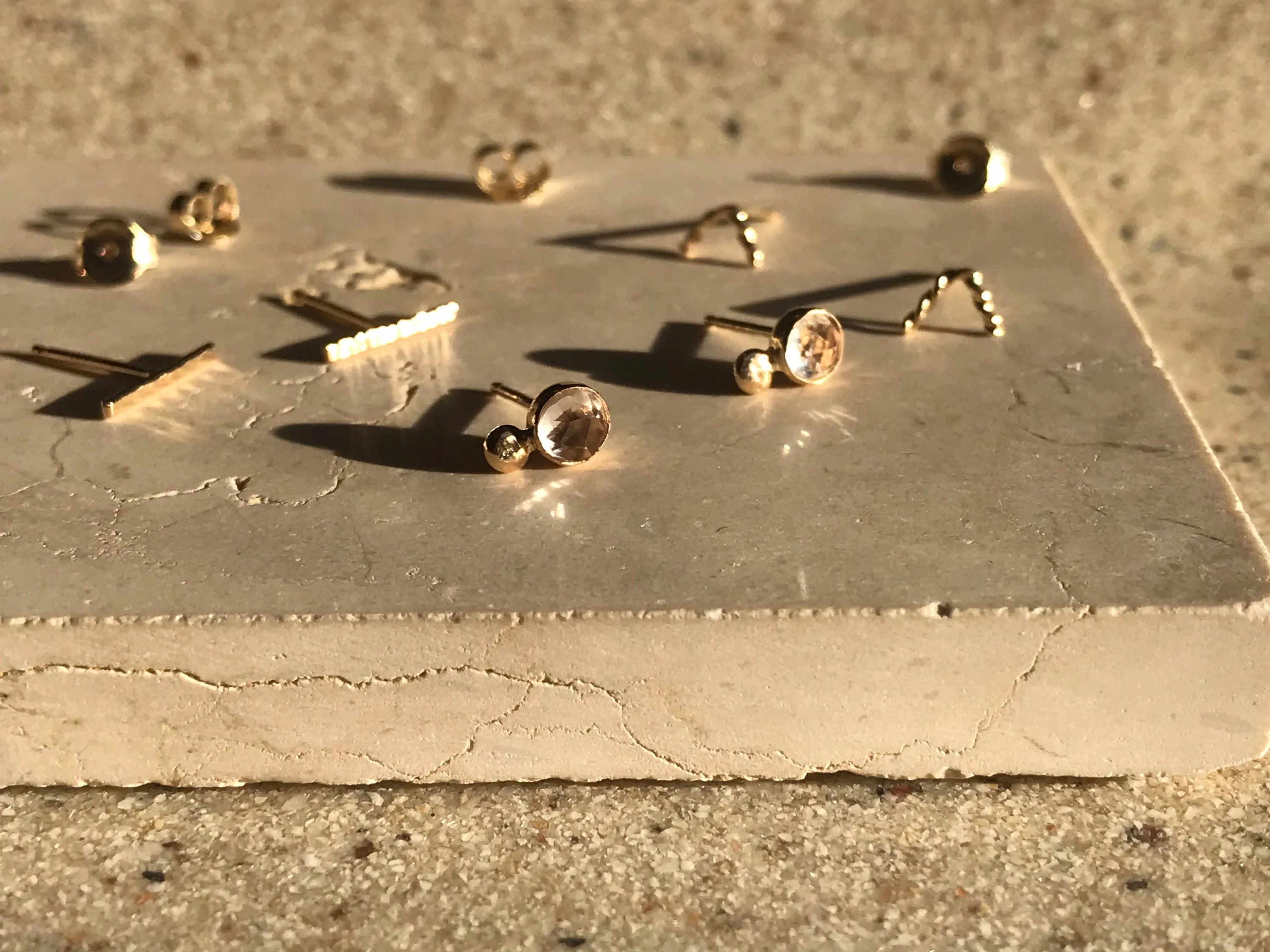 VERO STUDS