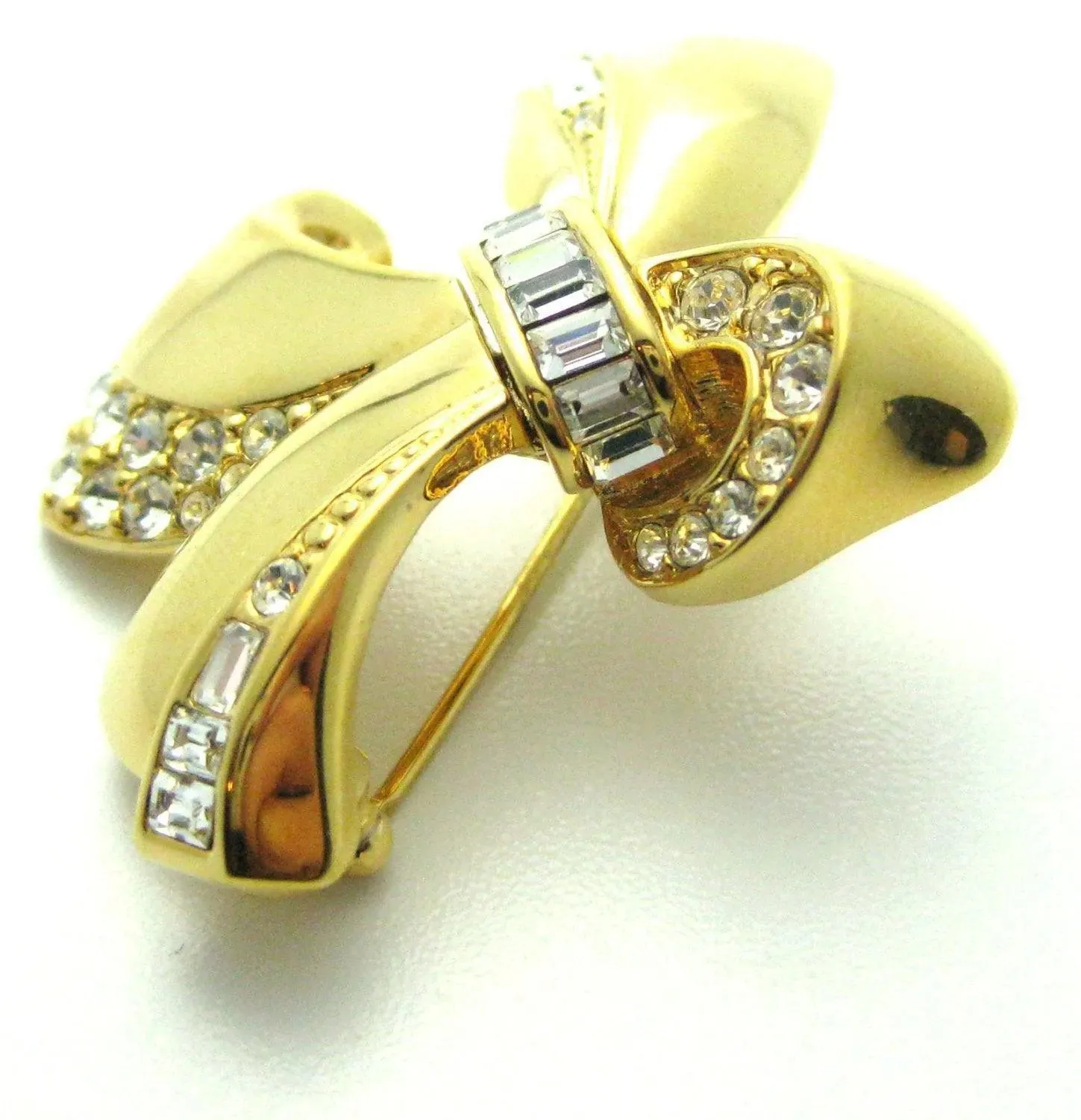 Vintage 1960s Gold & Diamante Bow Brooch