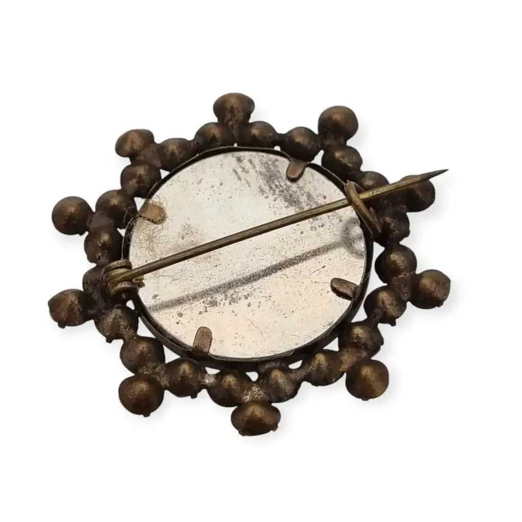 Vintage Victorian round locket brooch with white rhinestones, 1910.