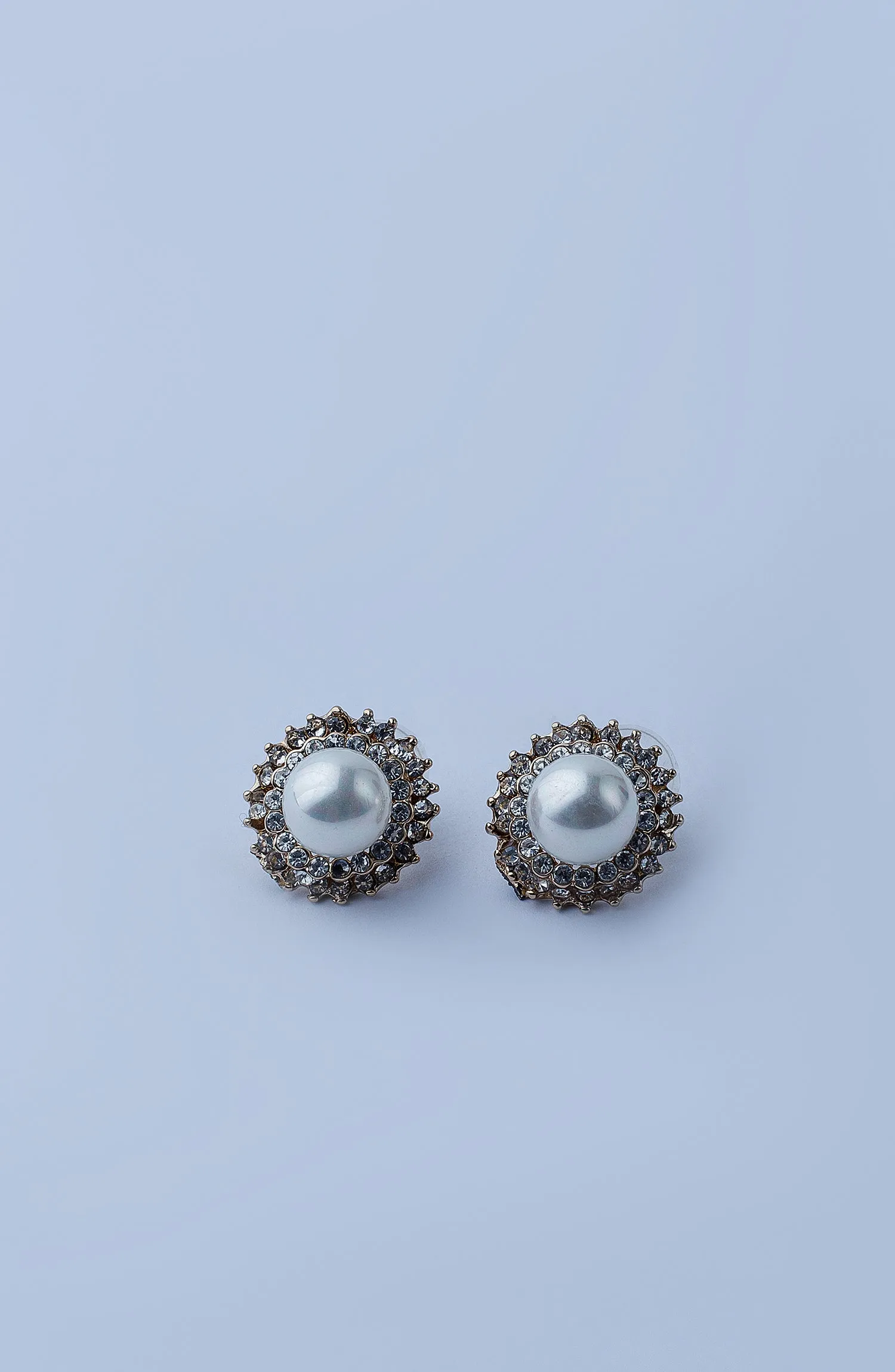WOMEN EARRINGS - WHITE (WAJE23W-1047)